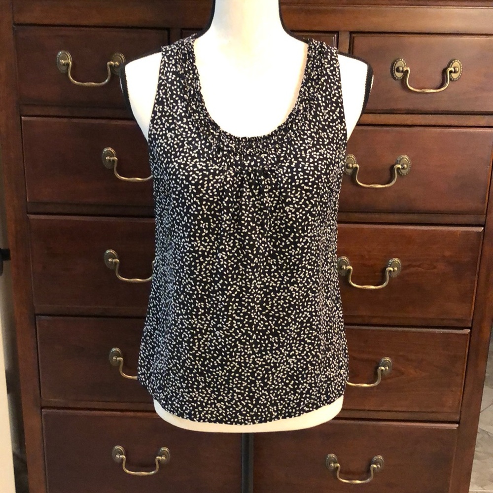 Halogen sz S blouse, black w/tan specks. Roughing around neckline & pleats front